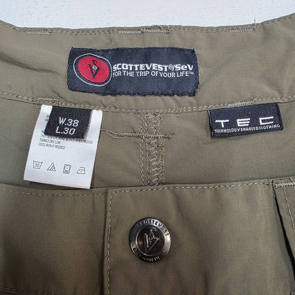 Travel Utility SCOTTeVEST TEC Gorp Pants Men’s 38x30 Khaki Nylon Hiking Pockets - Picture 3 of 12